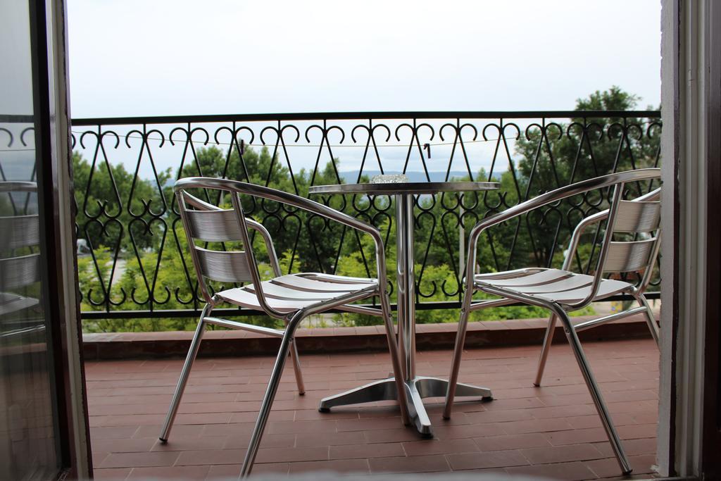 Pansion Begic Hotel Omiš Quarto foto