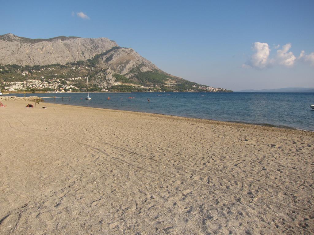 Pansion Begic Hotel Omiš Exterior foto