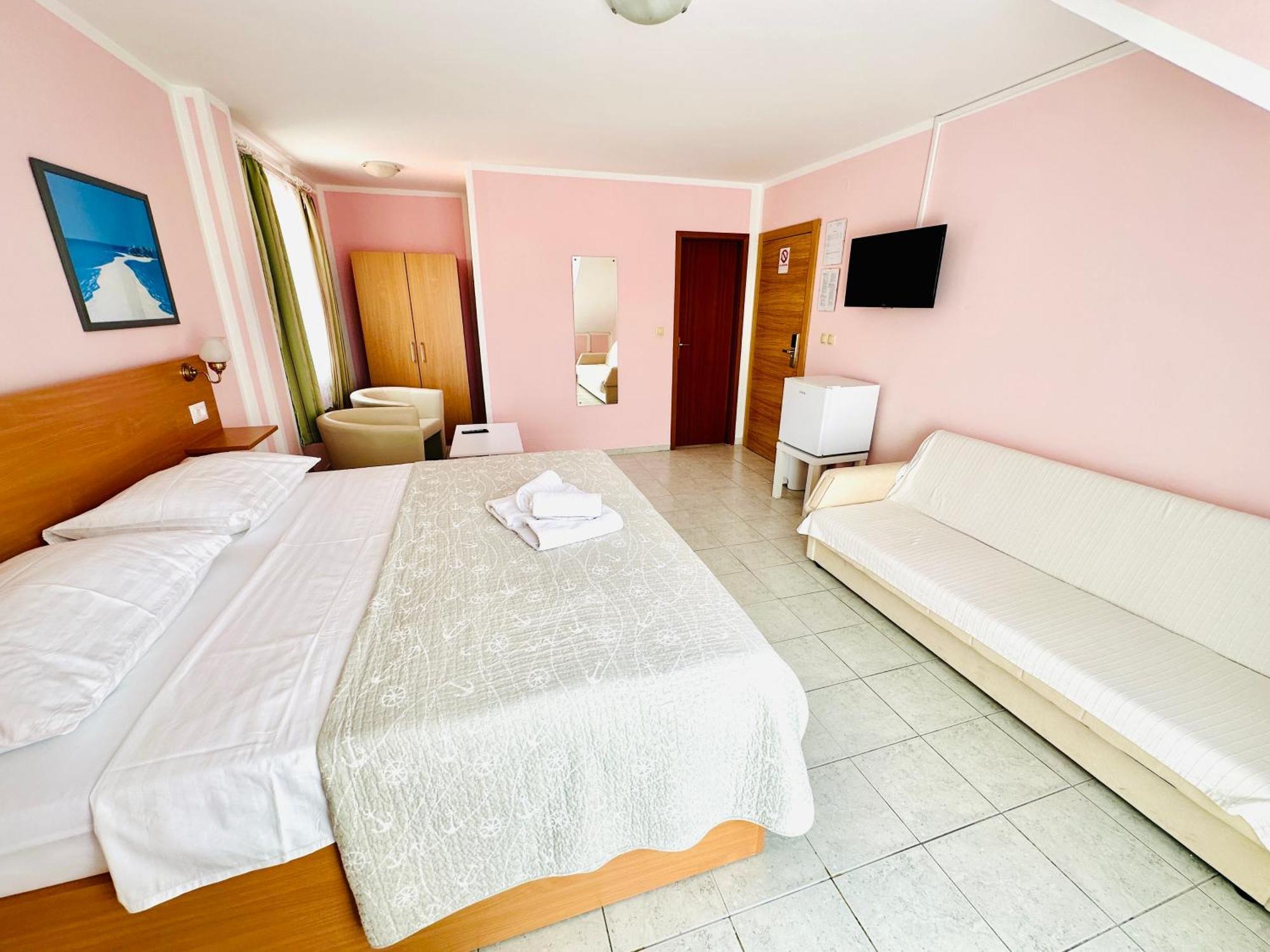 Pansion Begic Hotel Omiš Exterior foto