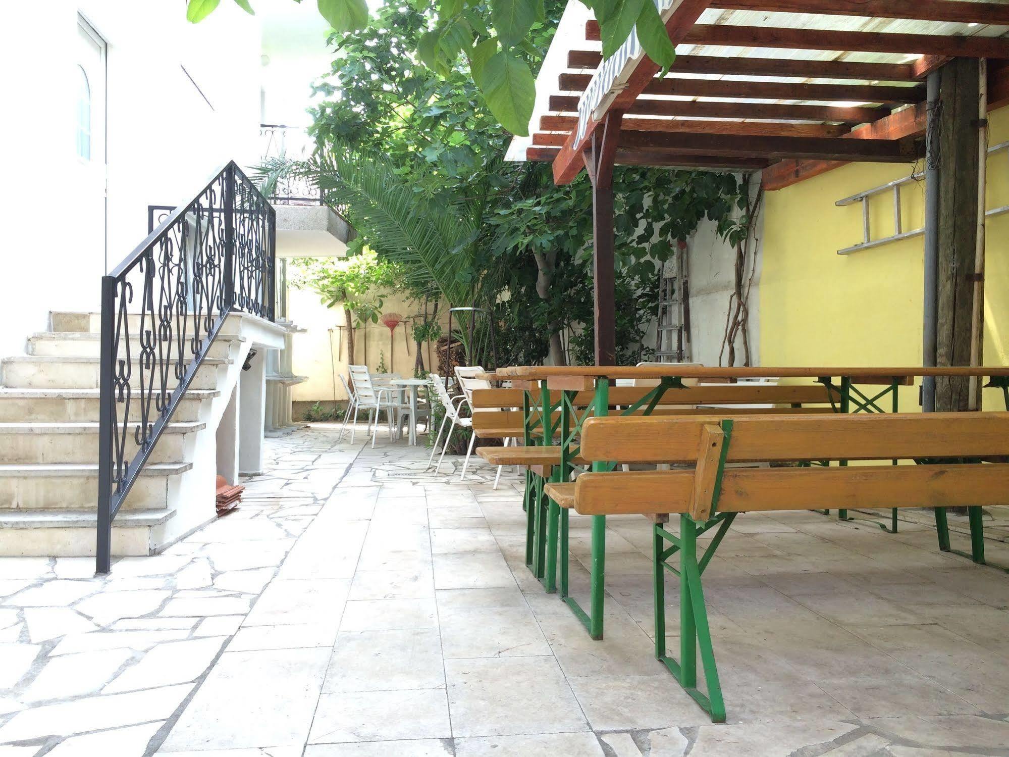 Pansion Begic Hotel Omiš Exterior foto