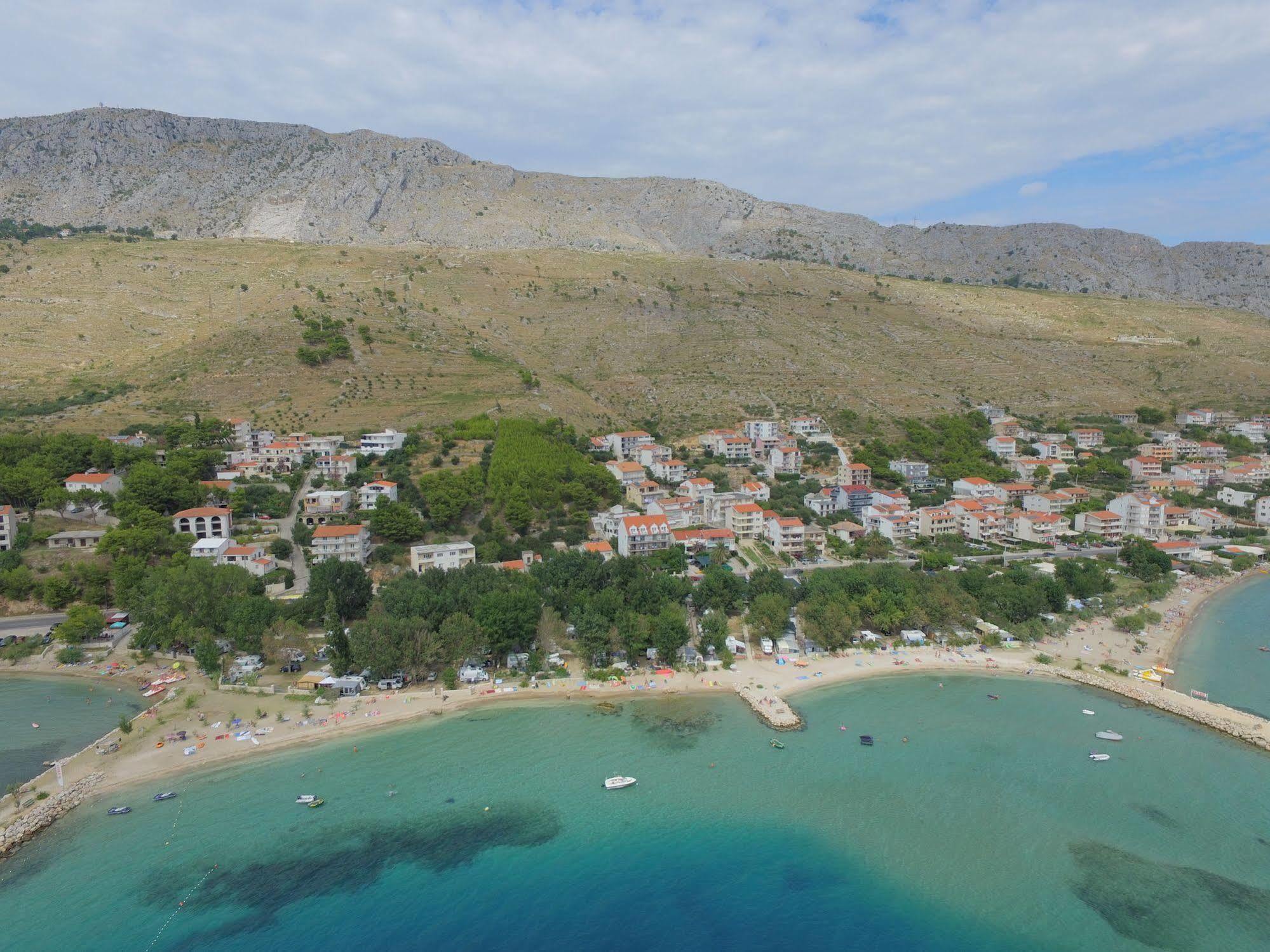 Pansion Begic Hotel Omiš Exterior foto